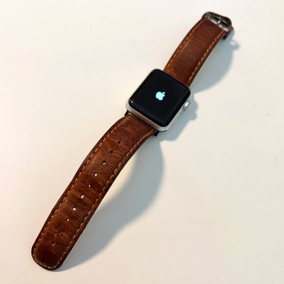 Apple Watch - Series 2 - 38mm Case (Ladies) - Picture 1 of 7